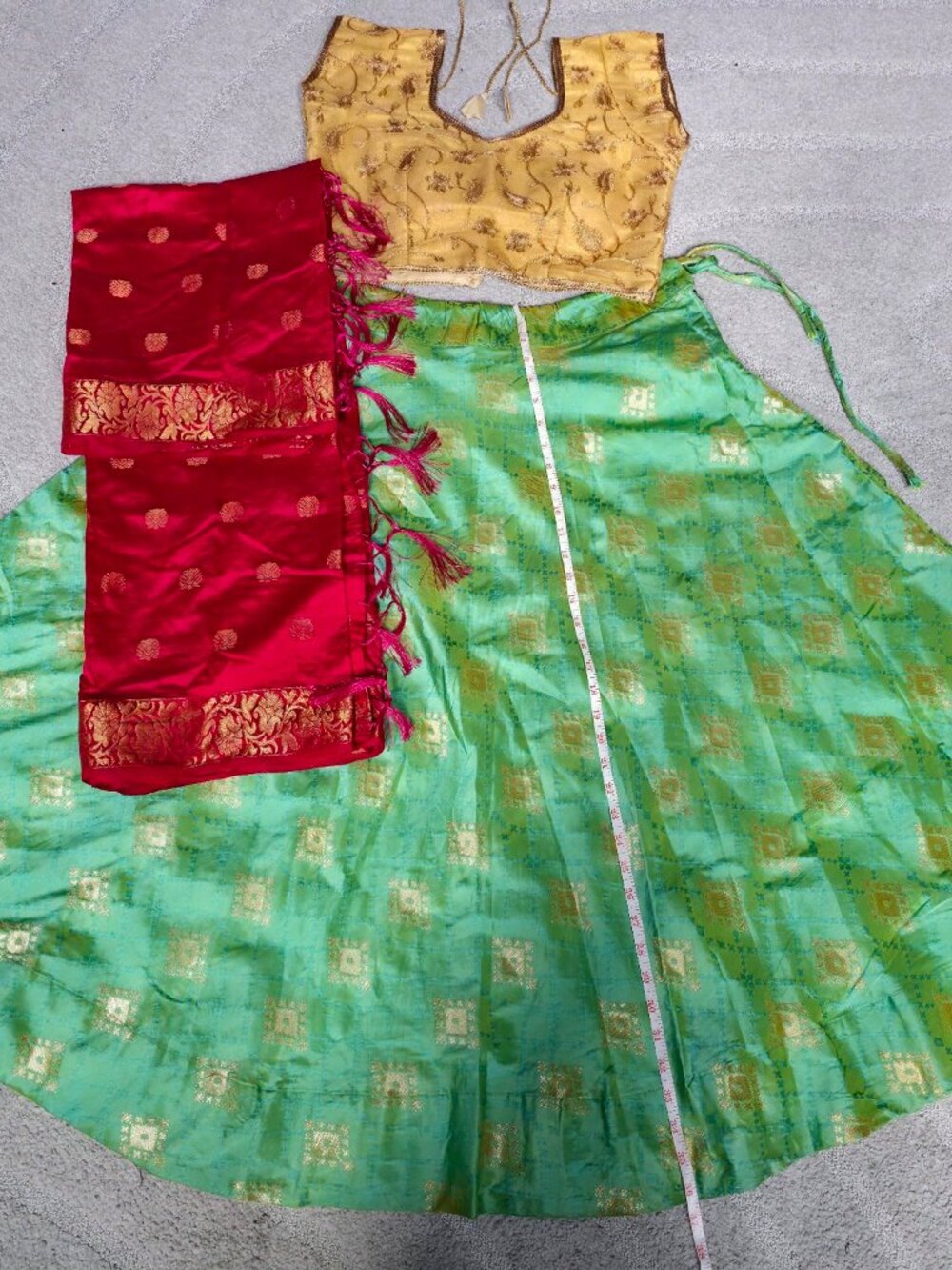 Green Gold Silk Lehenga Choli Set Rani Pink Banarasi Dupatta 36